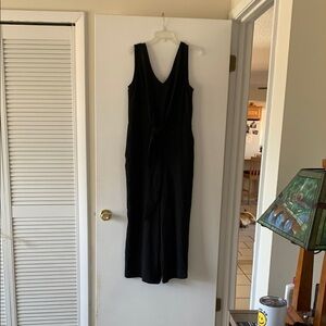 Black Sleeveless Sheath Maxi Jumpsuit with V-Neck for Cocktail